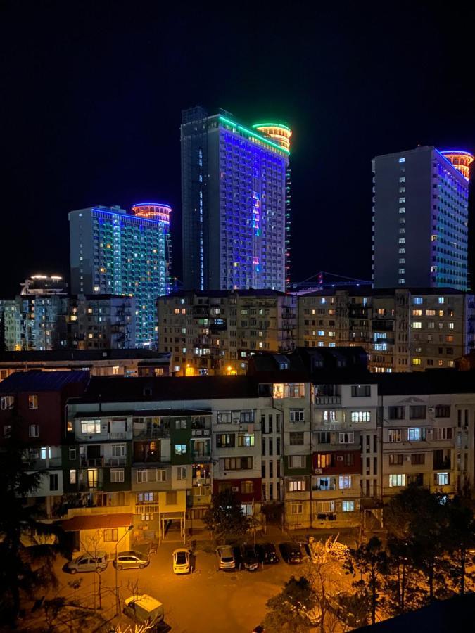 "Студия 24" - Посуточно И Помесячно Батумі Екстер'єр фото